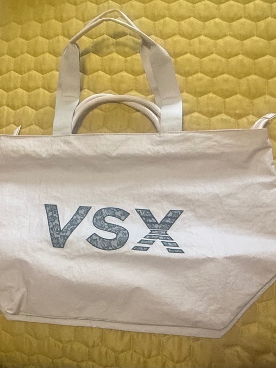 VSX Handbags - 🦉 NWOP VICTORIAS SECRET BAG VSX